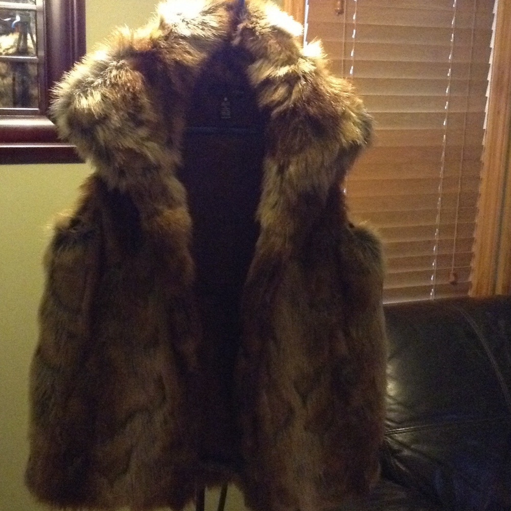 Faux fur Vest